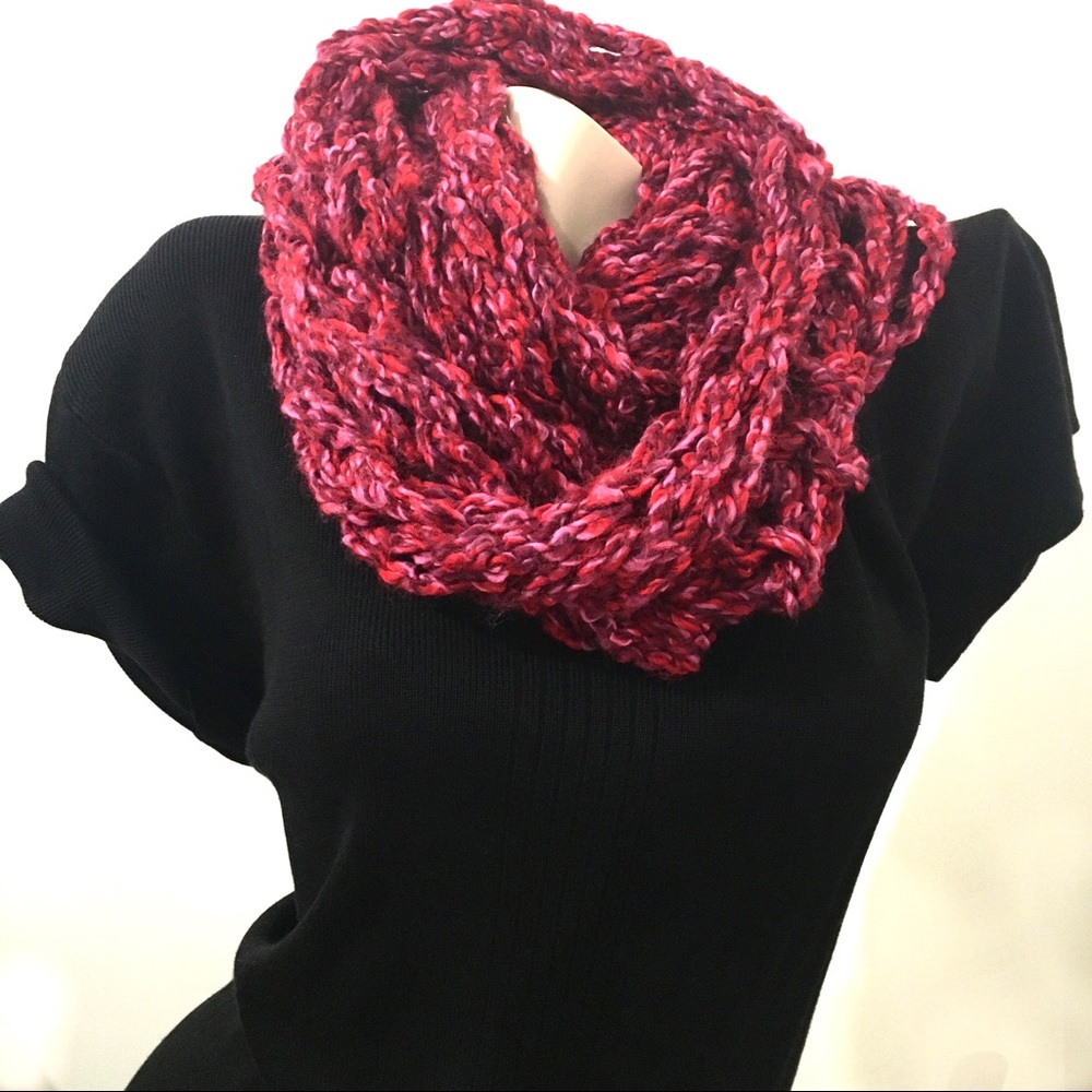🧣Infinity Scarf - Handmade by my niece